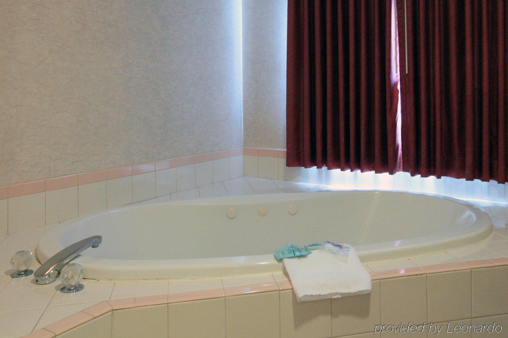 Americas Best Value Inn-Edmonds/Seattle North Habitación foto